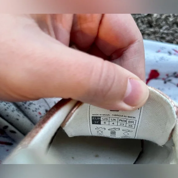 Anthropologie VEJA Rose Gold Metallic Esplar Sneakers - Picture 11 of 12